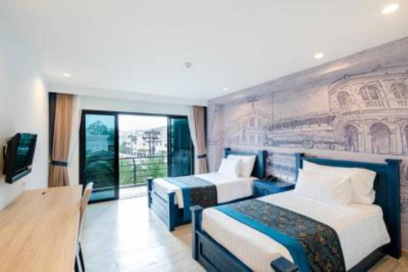 Bhukitta Boutique Hotel Phuket Town - Grand Deluxe Twin Bed with Pool View + Free Coworking Space