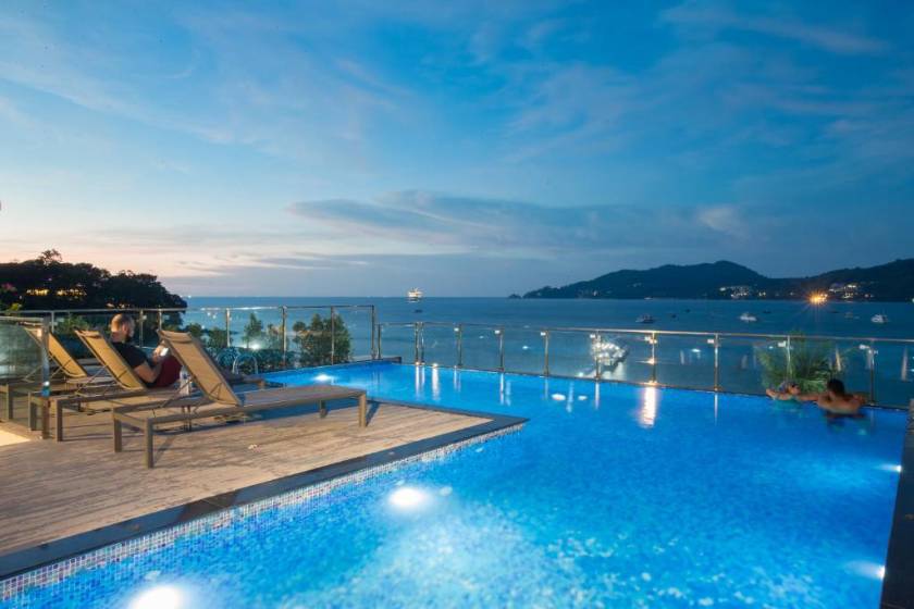Patong Signature Boutique Hotel - pool