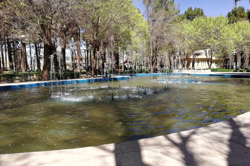 پارک آزادگان یزد. منبع عکس: گوگلمپ، عکاس: محسن مهراد