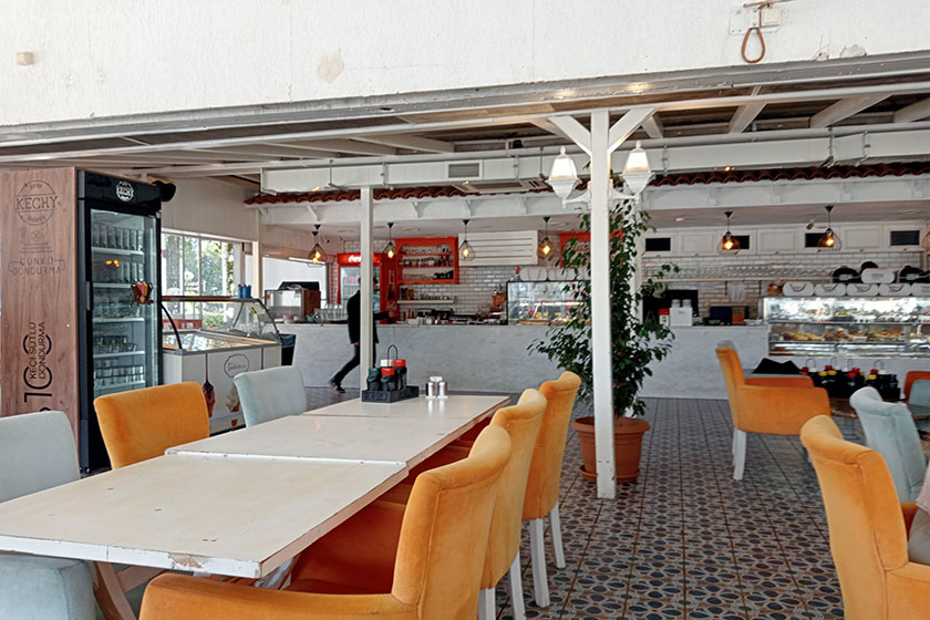 کافه سوتبیاز براسری