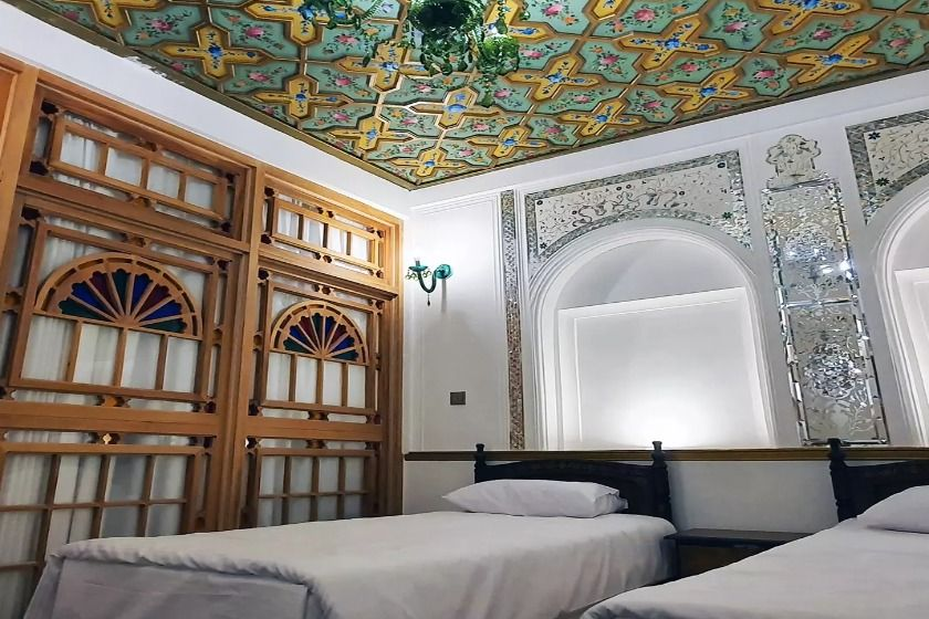 هتل بوتیک عمارت محلاتی شیراز - اتاق