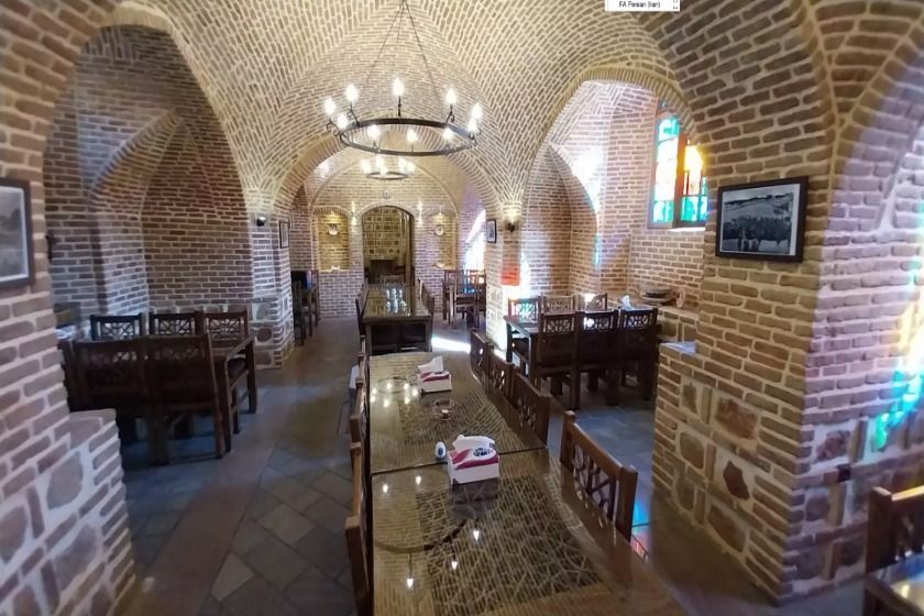 هتل بوتیک عمارت میرزا مهدی فراش باشی (سرخه ای) تبریز - رستوران