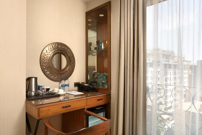 Golden Age Hotel & Spa Istanbul - Superior French / Twin Bed With Street View
