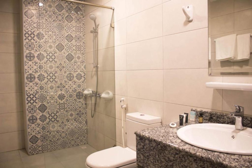 Parkside Plaza Muscat - King Suite