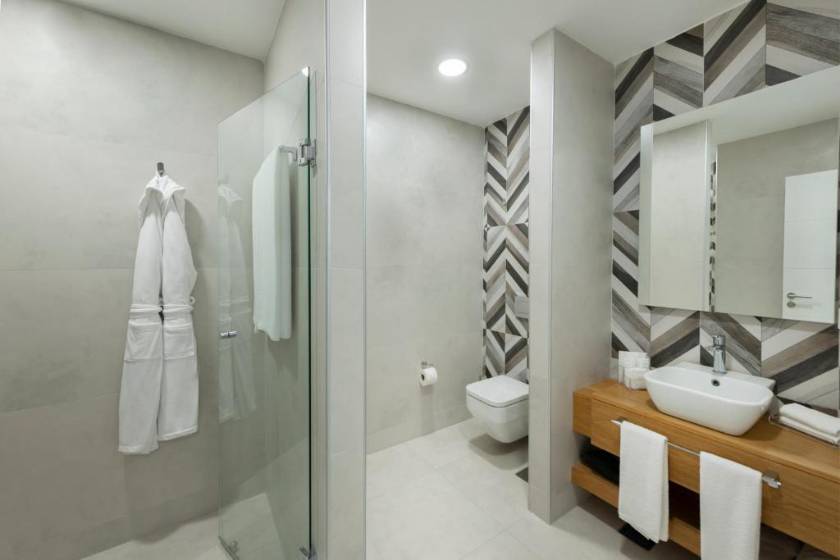 Le Méridien Bodrum Beach Resort - Deluxe Room with Sea view and Balcony