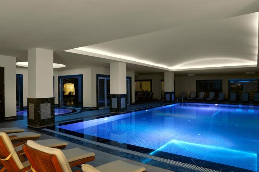 Xanadu Island - pool