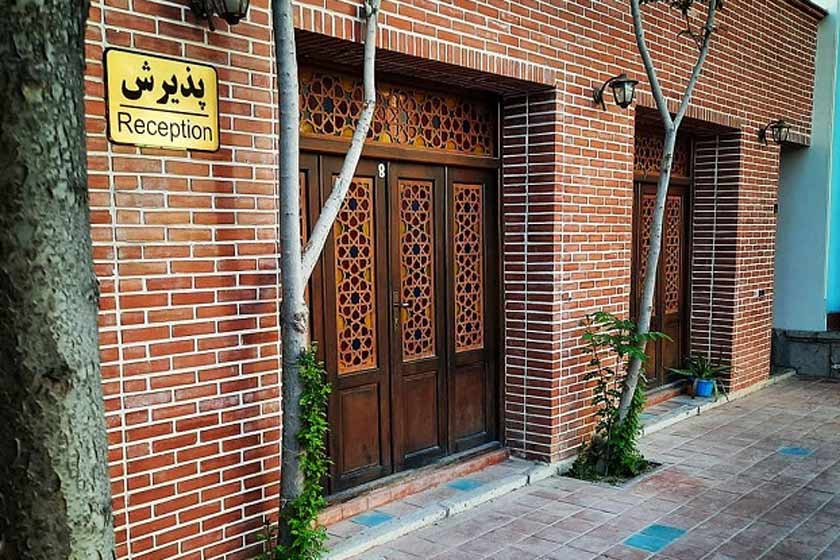 اقامتگاه سنتی آریو اصفهان - پذیرش