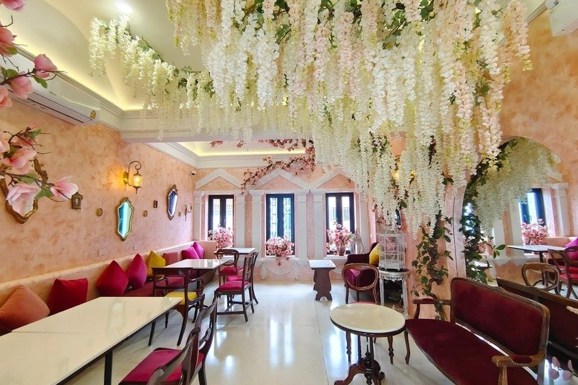 کافه آونگکو پوکت