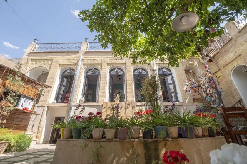 اقامتگاه ترنجستان شیراز