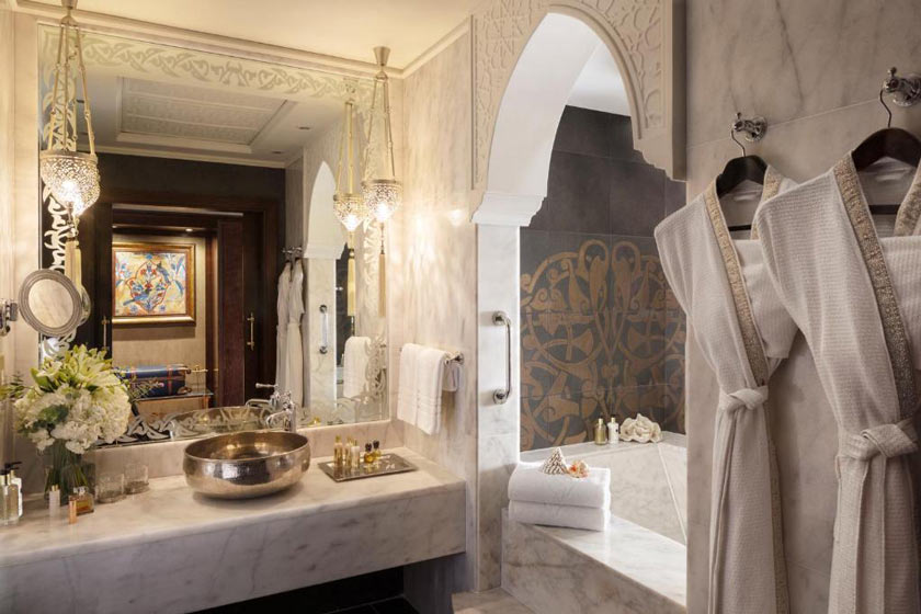 Jumeirah Zabeel Saray Dubai - Superior King Room