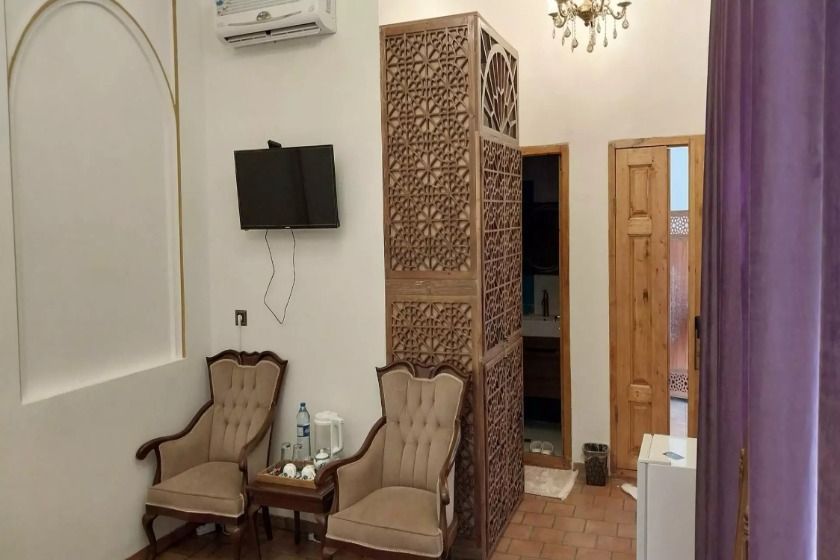 هتل بوتیک عمارت میرزا مهدی فراش باشی (سرخه ای) تبریز - اتاق
