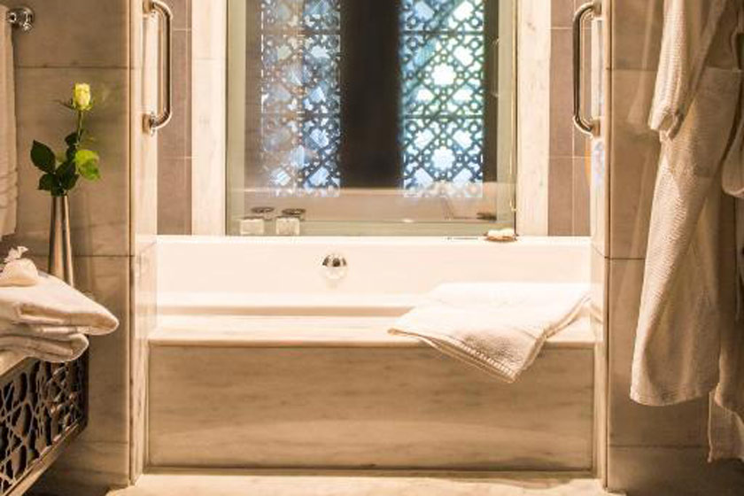 Jumeirah Zabeel Saray Dubai - Seafront Five Bedroom Royal Villa