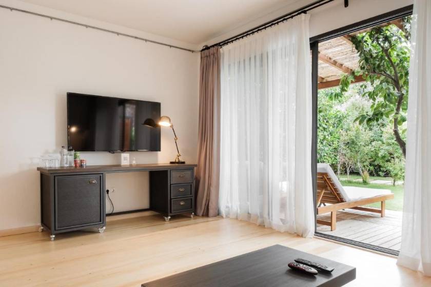 Flamm - Deluxe Suite with Sea View