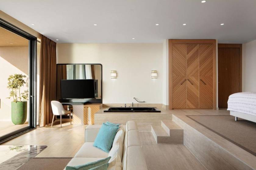 Le Méridien Bodrum Beach Resort - Junior Suite, 1 King, Sea view, Balcony