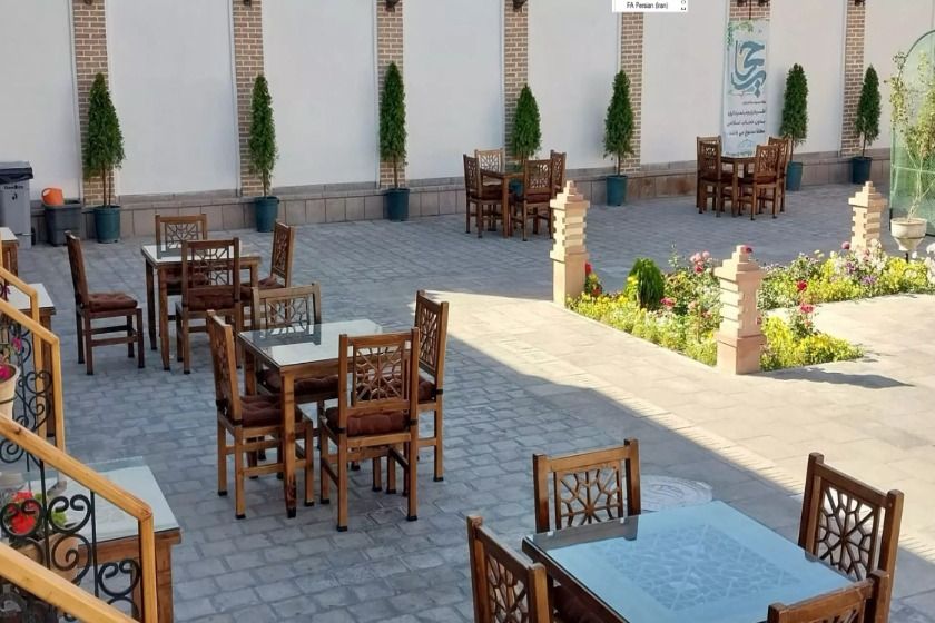 هتل بوتیک عمارت میرزا مهدی فراش باشی (سرخه ای) تبریز - محوطه