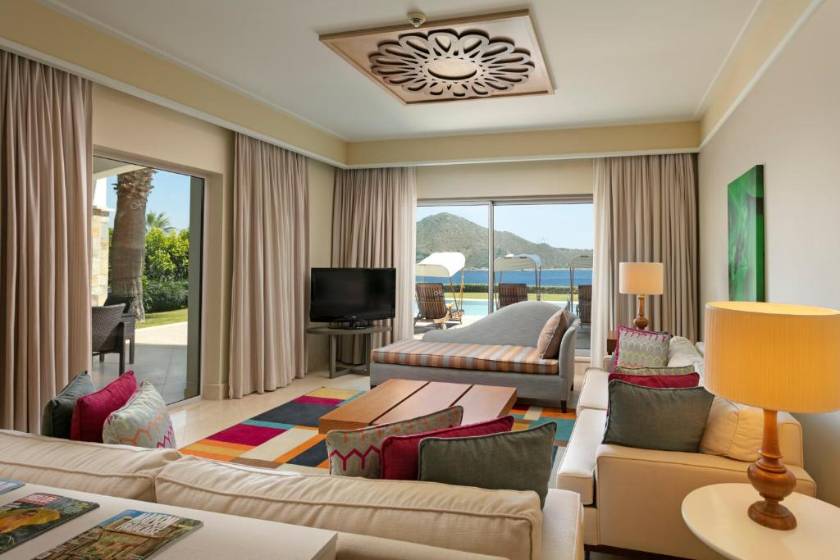 Xanadu Island - Royal Suite