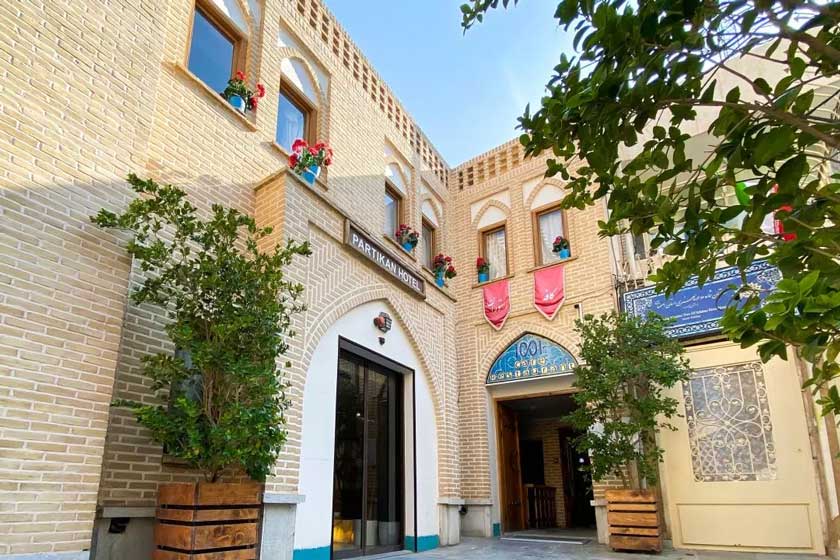 هتل پارتیکان اصفهان - نما