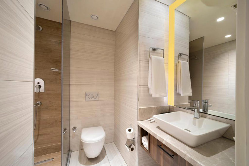 Golden Age Hotel & Spa Istanbul - Superior French / Twin Bed With Street View