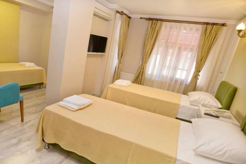 Arsima Hotel Istanbul - Standard Quadruple Room