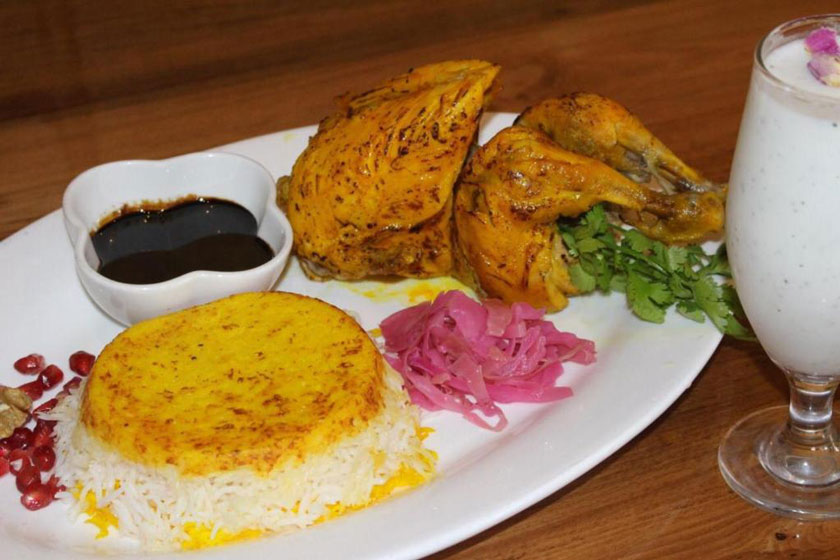 Parkside Plaza Muscat - food and drink