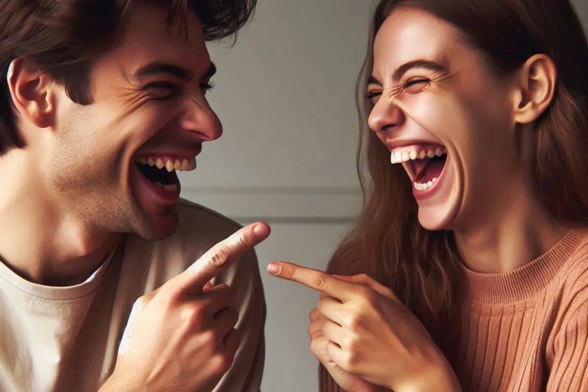 جوک گفتن. منبع عکس: وبسایت Calendarr.Com. عکاس: نامشخص