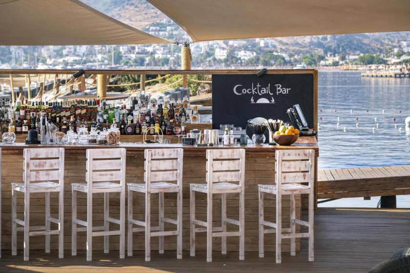 Cape Bodrum Luxury Hotel & Beach - cafe