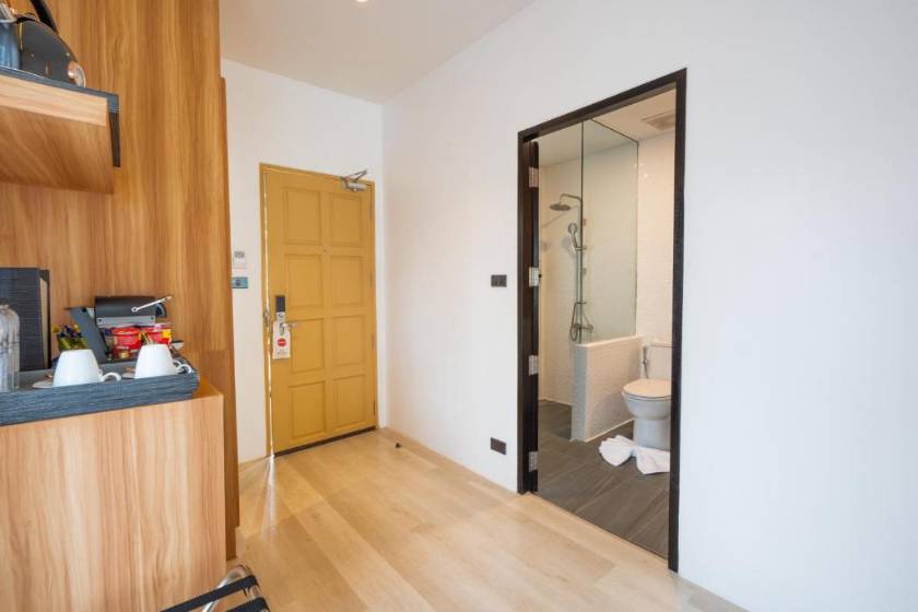 ANONA SUNSET Boutique - Grand Executive Ocean front