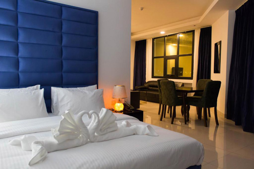 Parkside Plaza Muscat - King Suite