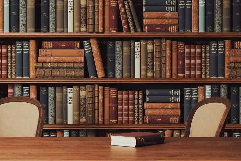 کتابخانه بزرگ. منبع عکس: وبسایت Unsplash.Com. عکاس: نامشخص