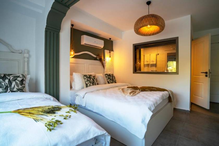 Liman Hotel Gümüslük - Adult Only - Classic Triple Room