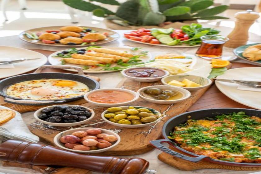 Liman Hotel Gümüslük - Adult Only - food and drink