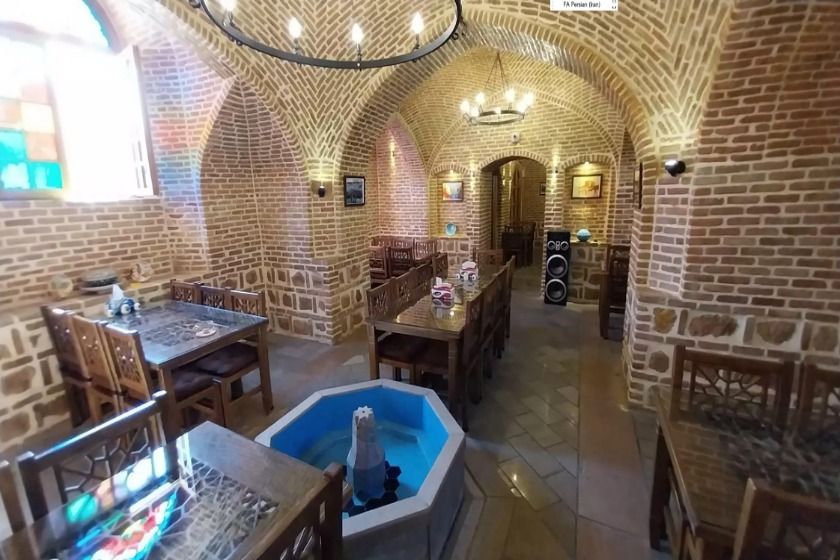 هتل بوتیک عمارت میرزا مهدی فراش باشی (سرخه ای) تبریز - رستوران