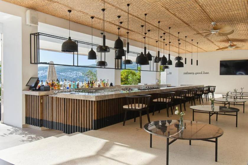 Cape Bodrum Luxury Hotel & Beach - cafe