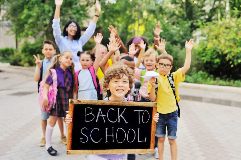 بازگشت به مدرسه. منبع عکس: Raisingarizonakids.Com. عکاس: نامشخص