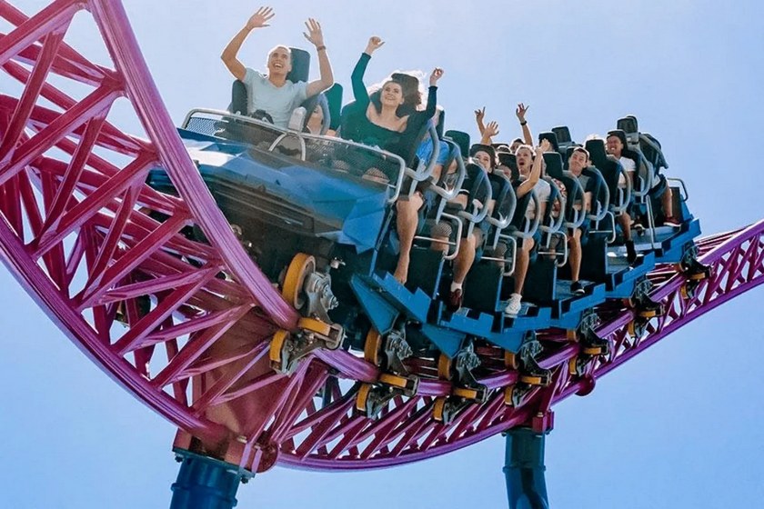 ترن هوایی. منبع عکس: وبسایت Themeparks.Com.Au. عکاس: نامشخص