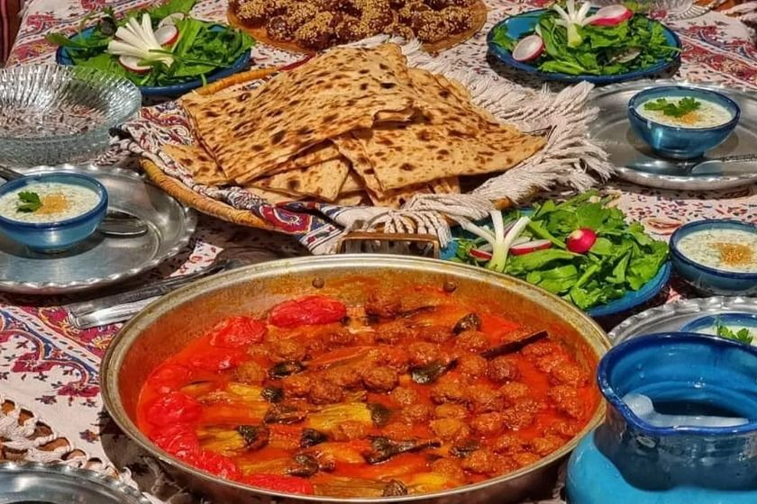 اقامتگاه بوم گردی ماه سلطان شیراز - غذا و نوشیدنی