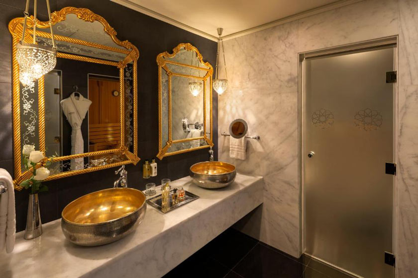 Jumeirah Zabeel Saray Dubai - Two-Bedroom Suite with Balcony