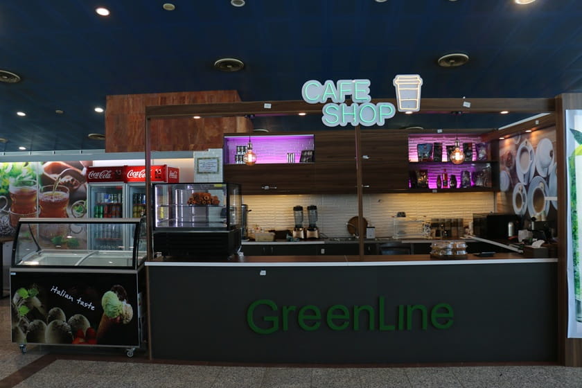 کافه و رستوران در فرودگاه رشت