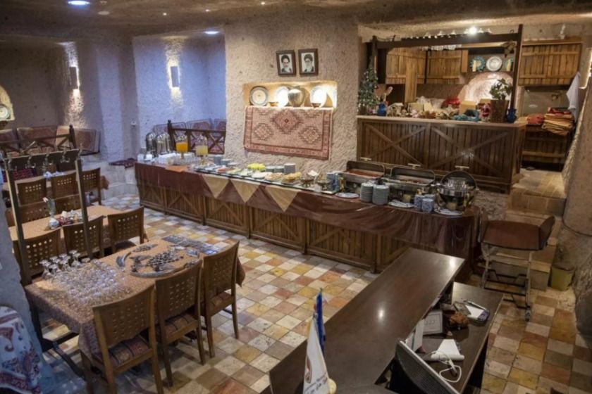 هتل صخره ای لاله کندوان تبریز - رستوران