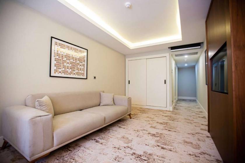 Ramada Plaza Sultanahmet By Wyndham - Family King Suite with Balcony and Pool View