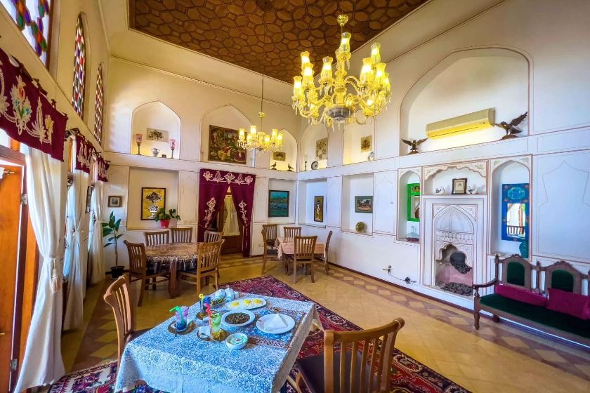 اقامتگاه سنتی بخردی اصفهان - رستوران