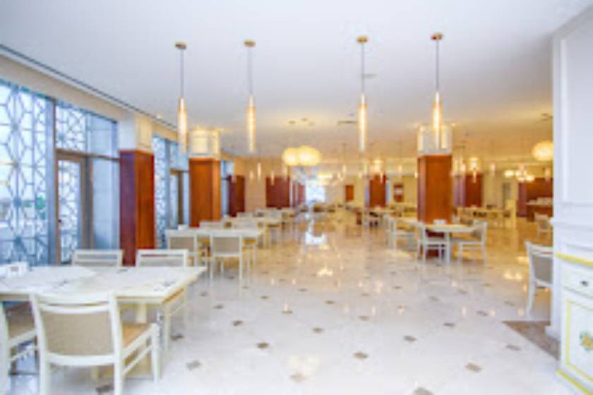 The Grand Gloria Hotel - restaurant
