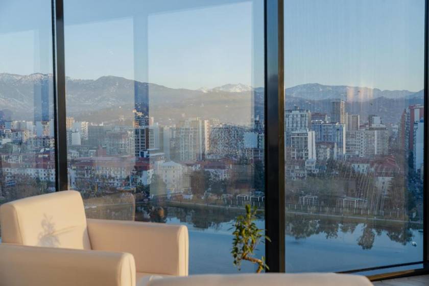 MiraMar Luxury Residences - One-Bedroom Apartment