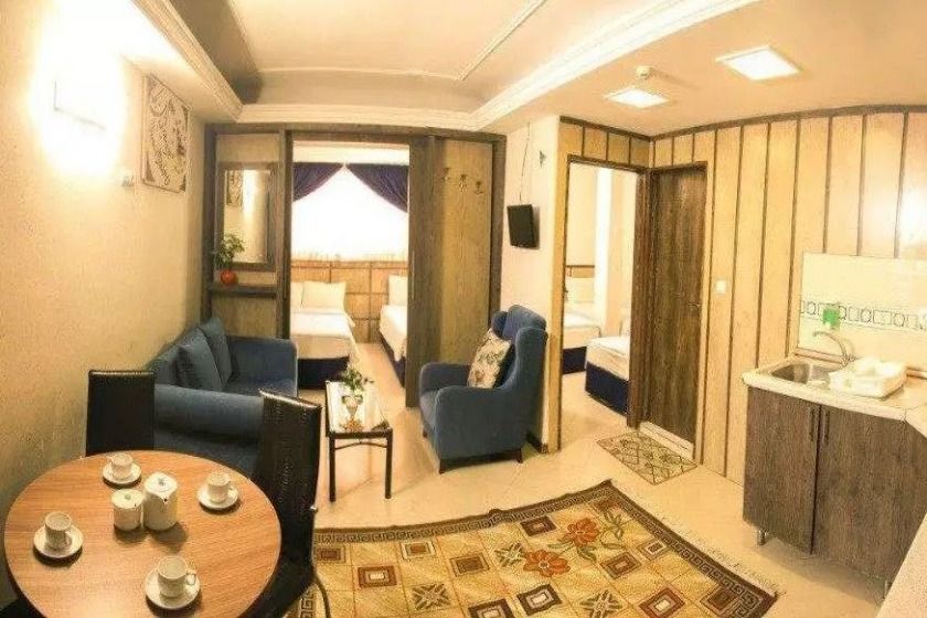 هتل آپارتمان معین درباری مشهد - اتاق