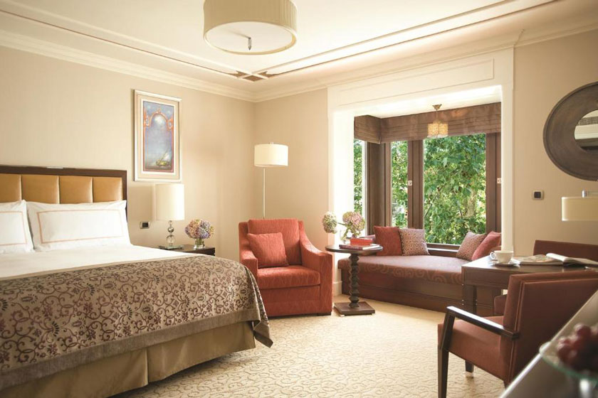Four Seasons Hotel At The Bosphorus Istanbul - Courtyard room king bed 