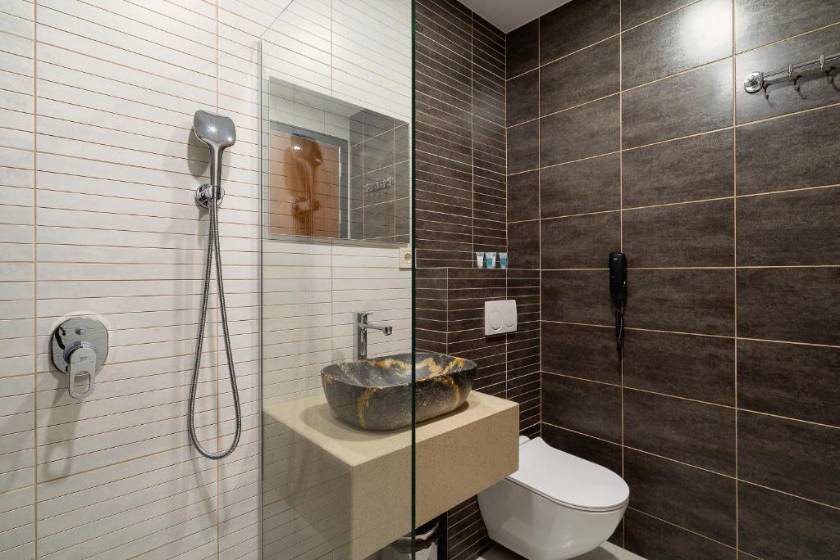 Cozy Loft Hotel - Triple Room - Disability Access