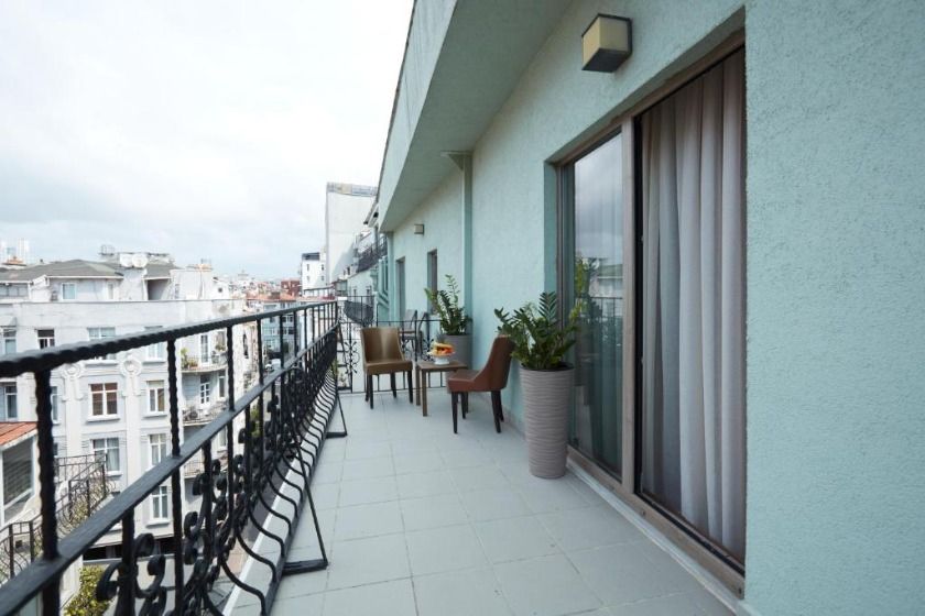 Konak Hotel Taksim Istanbul - Junior Suite with Balcony