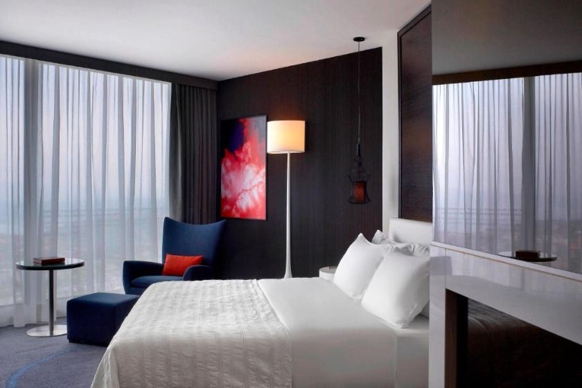 Le Meridien Istanbul Etiler Istanbul - Signature King Suite with Bosphorus View