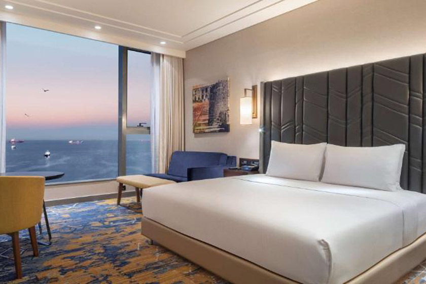 Hilton Istanbul Bakirkoy Istanbul - Executive King Room with Sea View