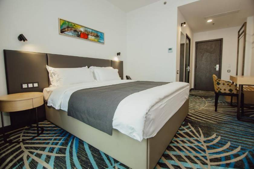 Graphic Hotel Batumi - Superior Double Room